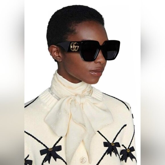 Gucci Women's Sunglasses Black Grey Gold GG Logo Oversized GG0956S 003 54-19-145 - Picture 7 of 16